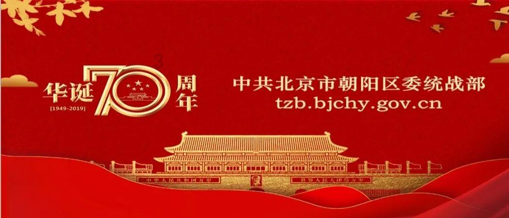 8年过去了,当年的非洲“讨水男孩”,被游客收养后,过得怎么样?